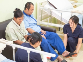 ลาดพร้าว 87 เนอร์สซิ่งโฮม (PNR Nursinghome) รับดูแลผู้สูงอายุ